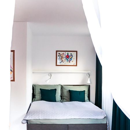 Pod Dubem Apartment เยเซนิค ภายนอก รูปภาพ